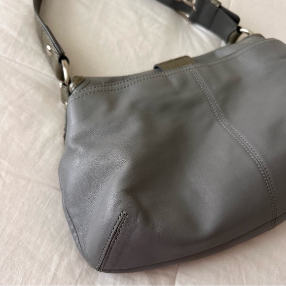 Vintage Coach F15204 Grey SoHo Shoulder Buckle Bag - Picture 13 of 13